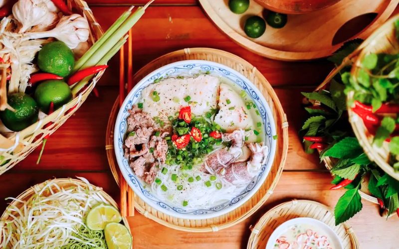 Bun Quay - Soupe aux nouilles de riz et aux fruits de mer de Phu Quoc