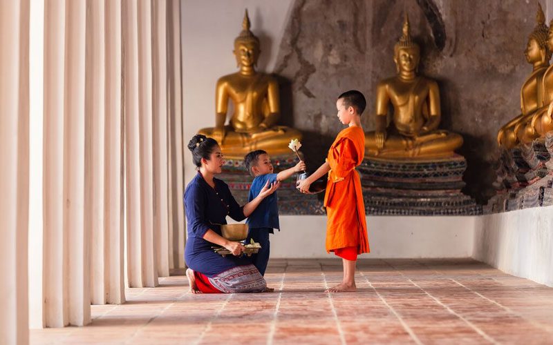 Découvrez les temples sereins de la Thaïlande