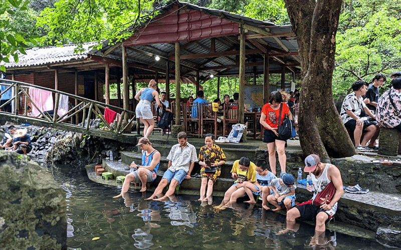 Expérience au Village de Viet Hai, Cat Ba