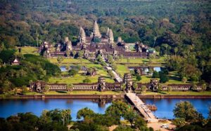Exploration des Temples d'Angkor au Cambodge en 4 Jours