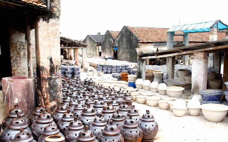 Exploration du village de poterie Dong Trieu
