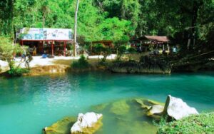 Lagon Bleu à Vang Vieng