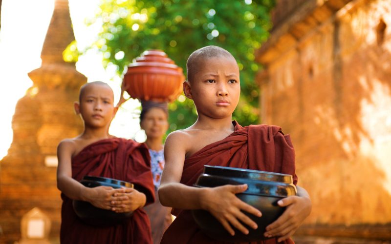 Moines bouddhistes au Myanmar