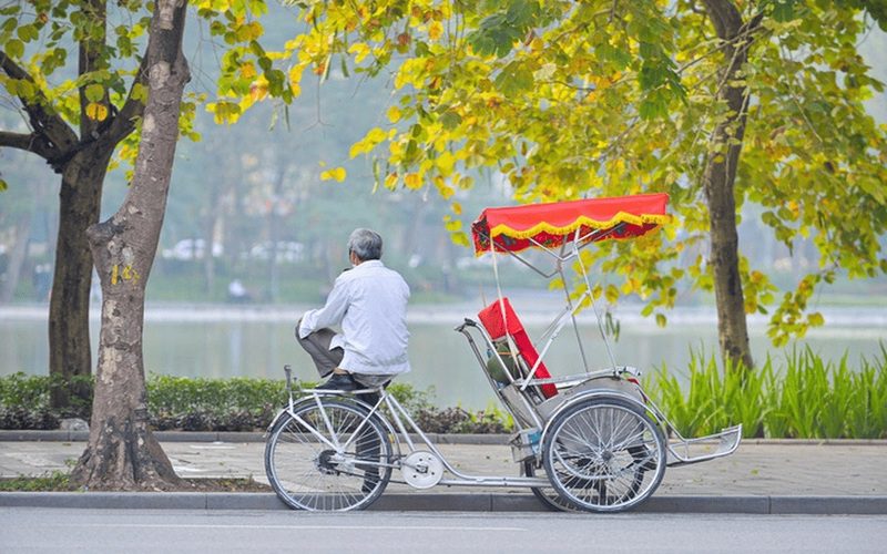 Prendre un cyclo pour balader aux Vieux Quartier à Hanoï
