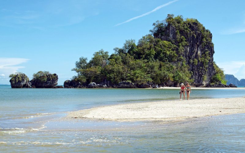 plage de Nopparat Thara