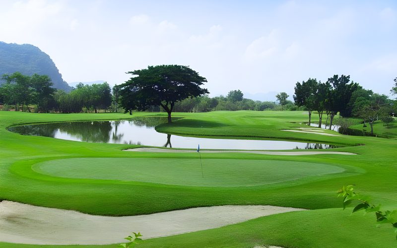 Royal Ratchaburi Golf Club Golf à Kanchanaburi en 7 jours
