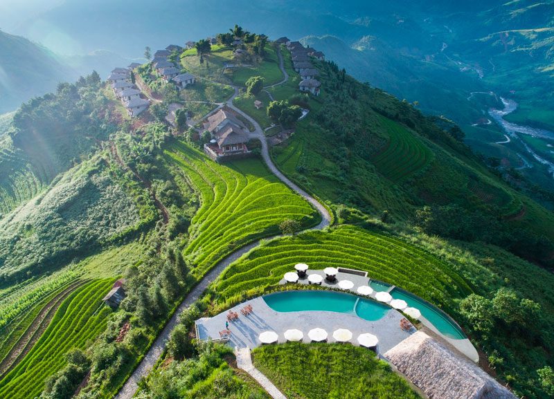 Station balnéaire de haut niveau avec vue sur les rizières en terrasses dans le nord du Vietnam