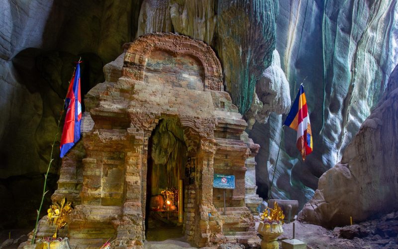 temple de la grotte de Phnom Chhngok