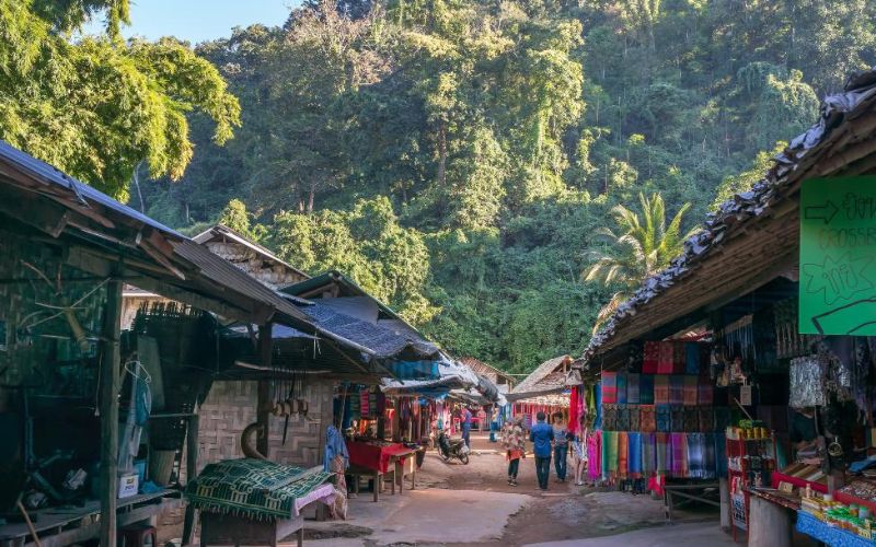 Villages des tribus des collines de Chiang Mai