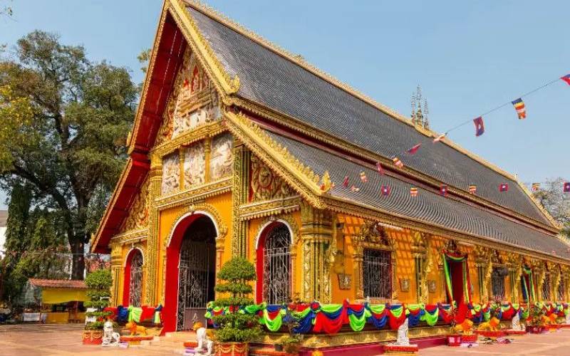 Wat Simuong